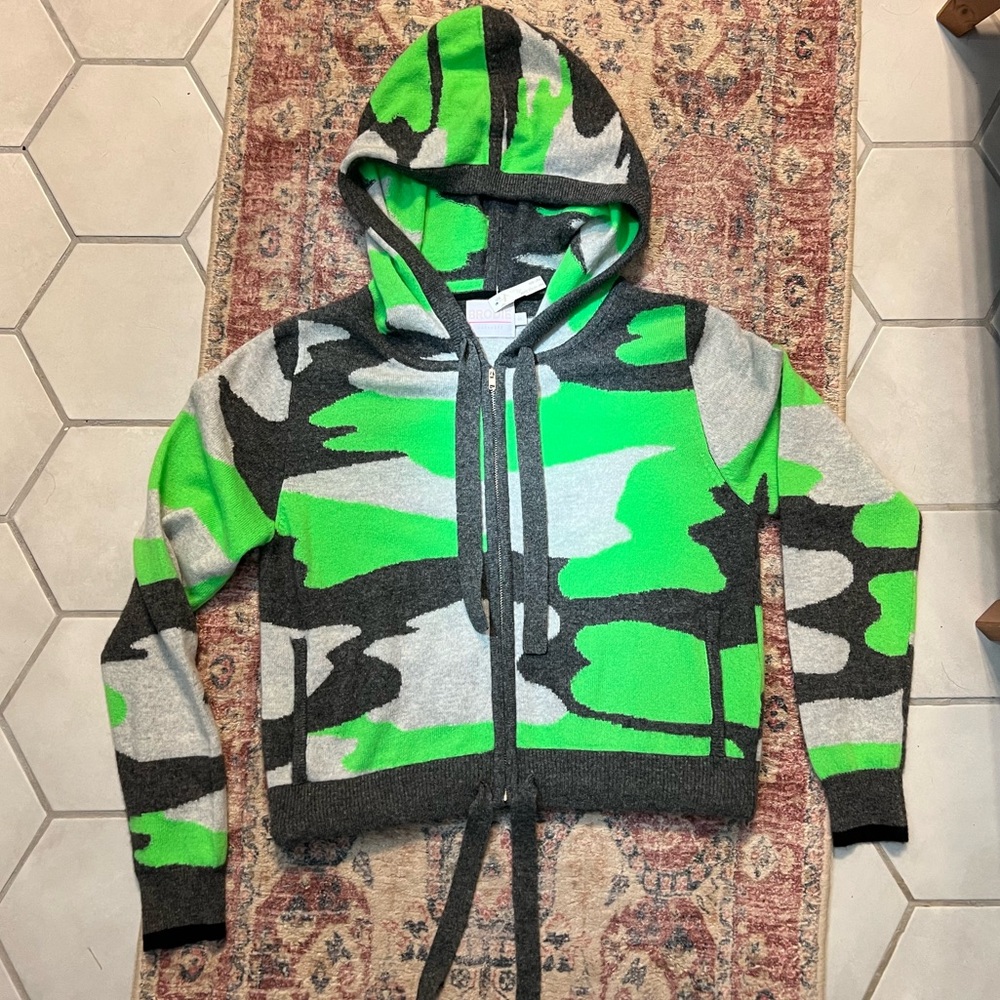 Brodie Cashmere. Size small
